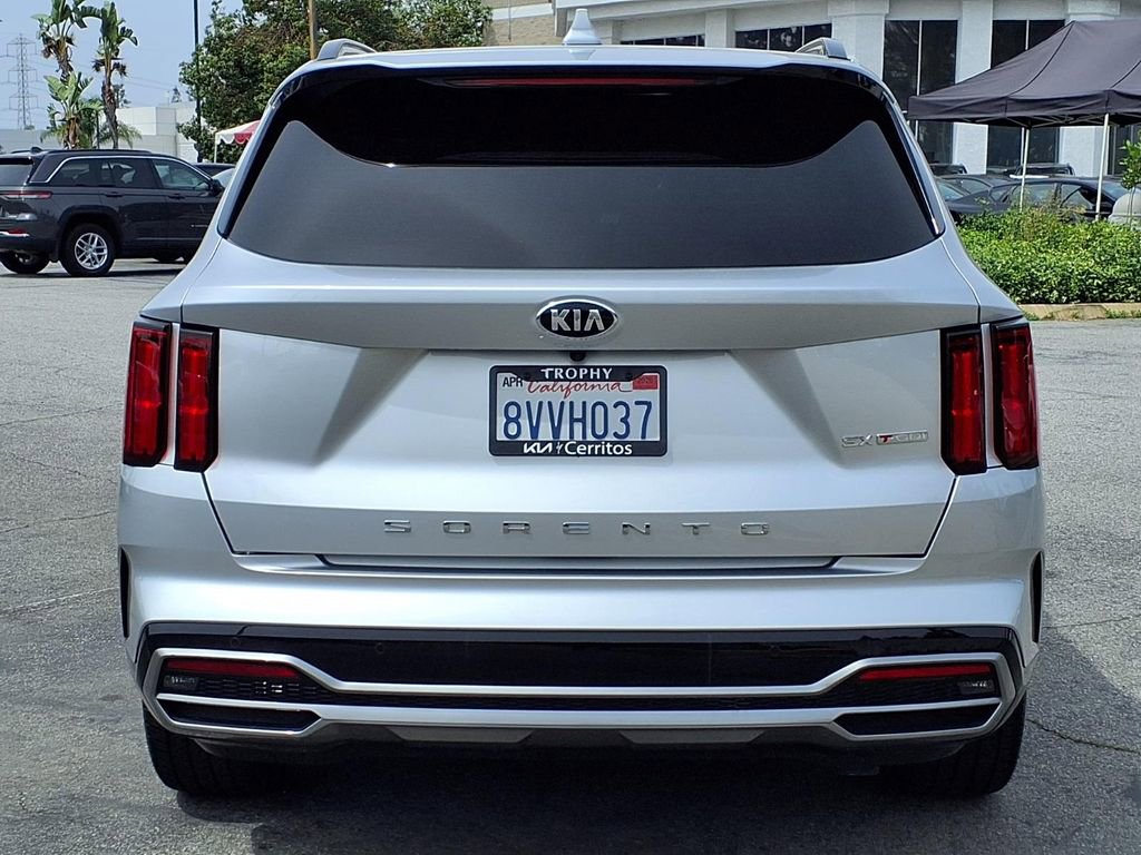 Used 2021 Kia Sorento SX image 4