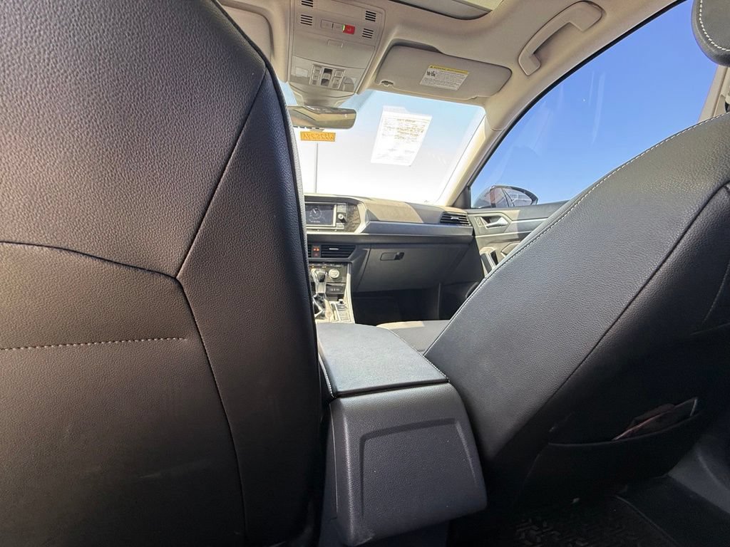 Used 2024 Volkswagen Jetta SE w/ Panoramic Sunroof Package FWD image 19