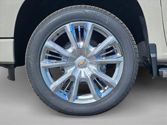 New 2026 Chevrolet Silverado 1500 High Country AWD/4WD image 11