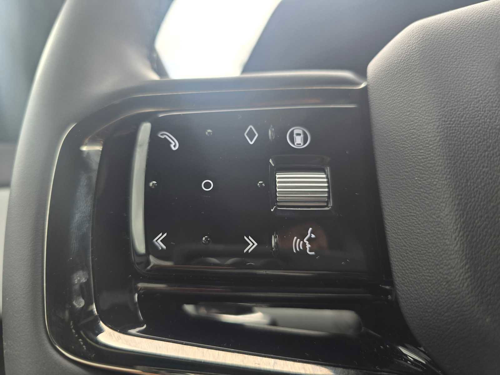 Used 2026 Land Rover Range Rover Evoque S image 33