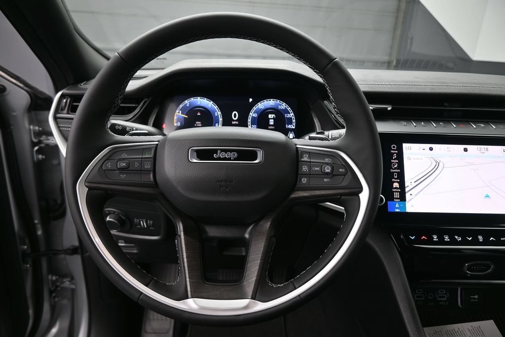 New 2026 Jeep Grand Cherokee L 2WD image 7