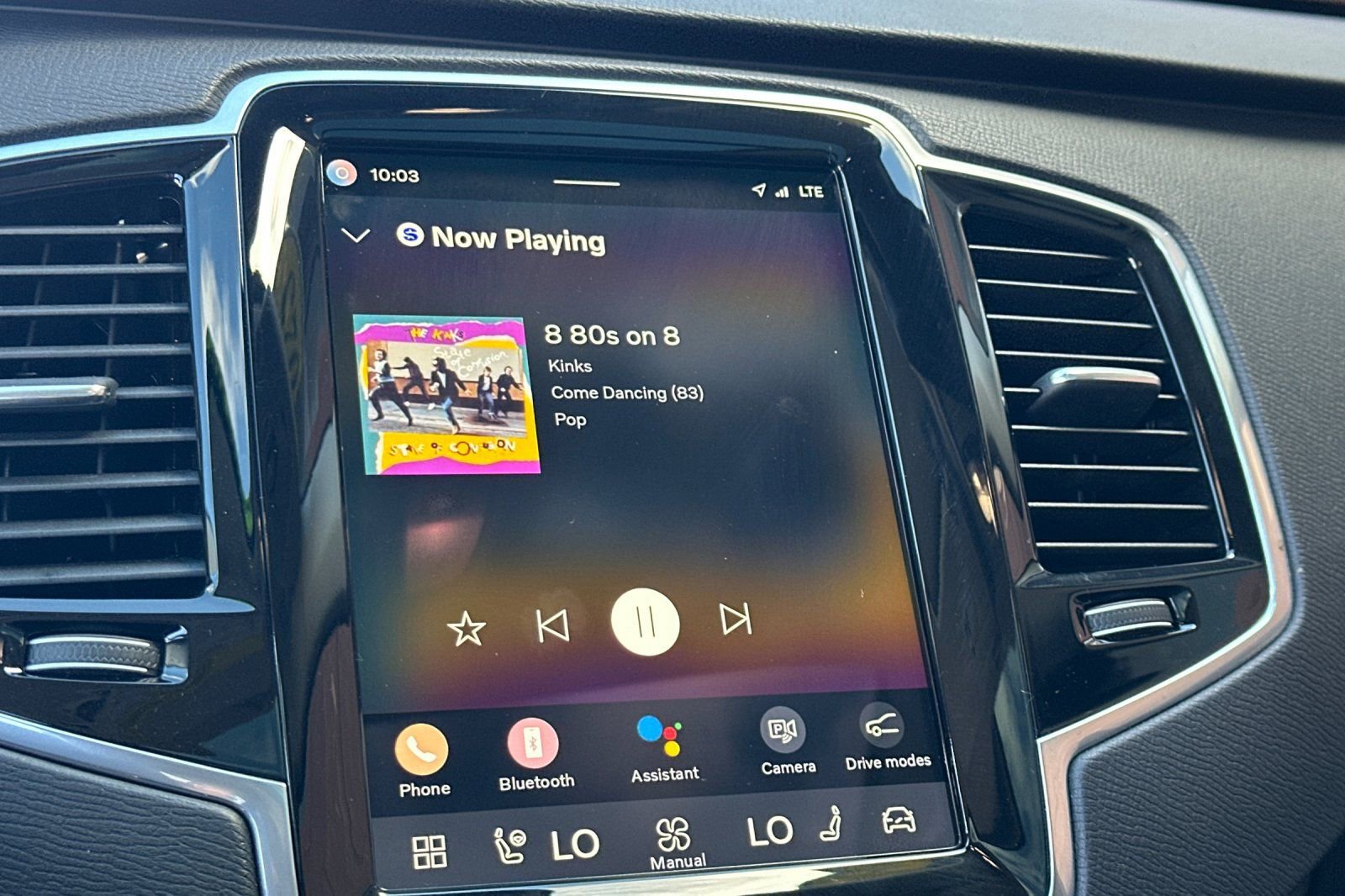 Certified 2025 Volvo XC90 B6 Plus image 21