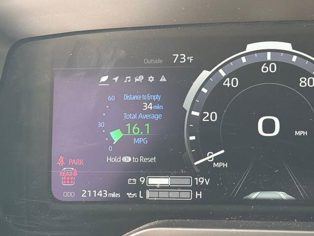 Used 2025 Toyota Sequoia SR5 image 31