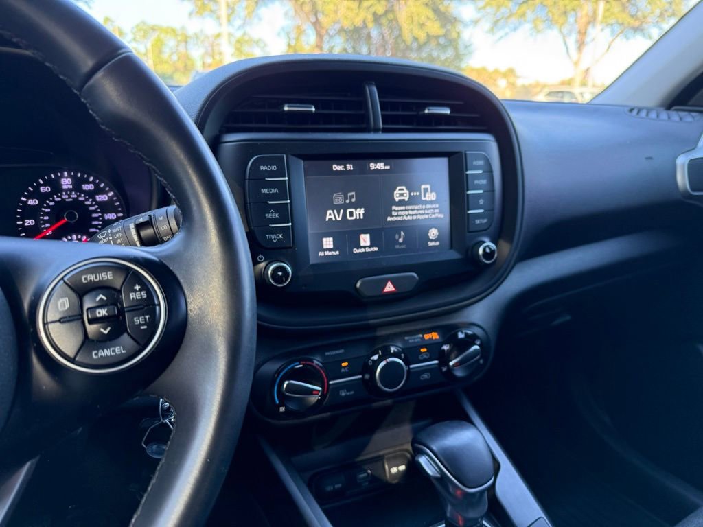 Used 2020 Kia Soul GT-Line image 22