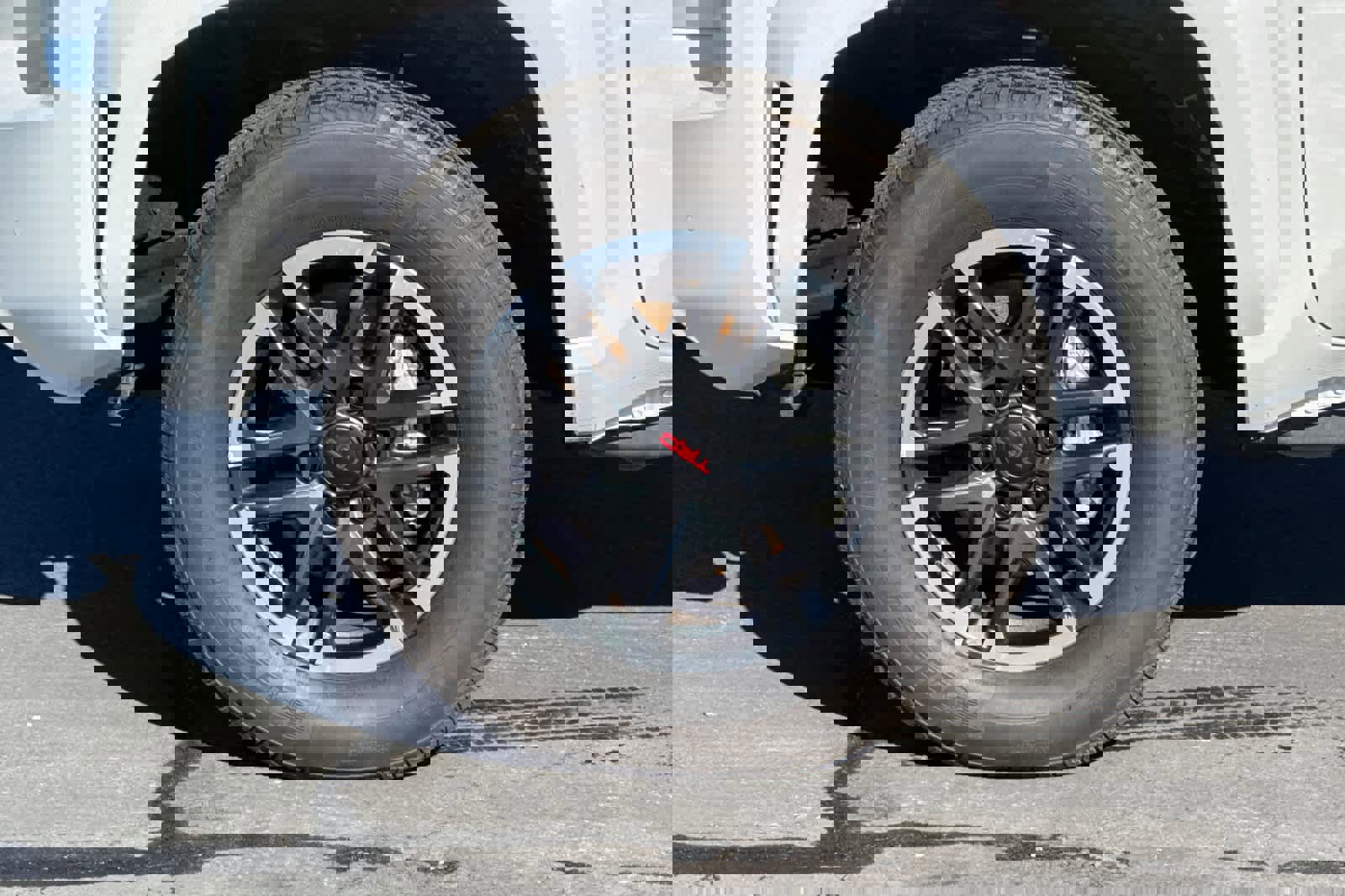 Used 2024 Toyota Tacoma TRD Sport image 30