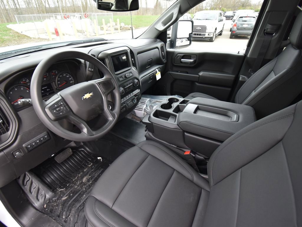 New 2026 Chevrolet Silverado 3500 W/T image 11