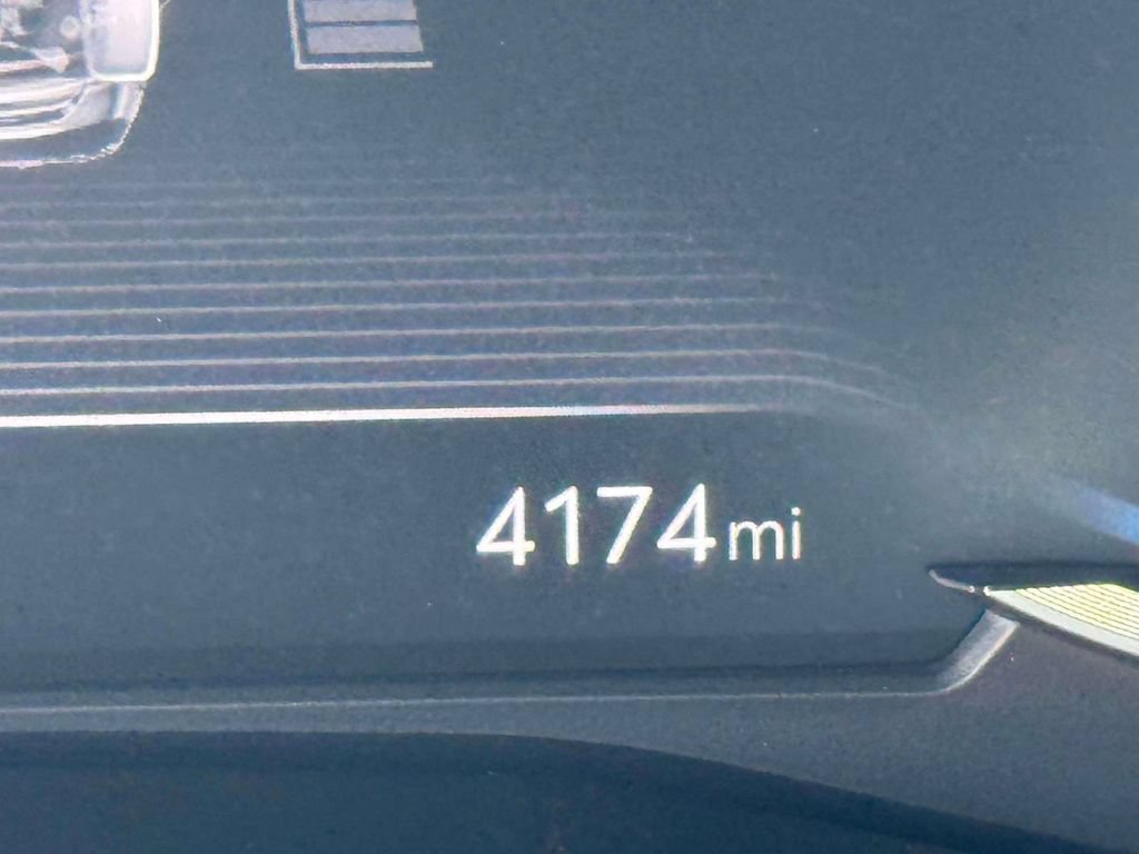 Certified 2026 Genesis G70 2.5T AWD/4WD image 28