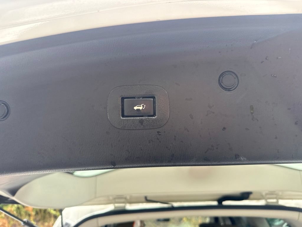 Used 2019 Nissan Armada Platinum w/ Captain's Chairs Package AWD/4WD image 14
