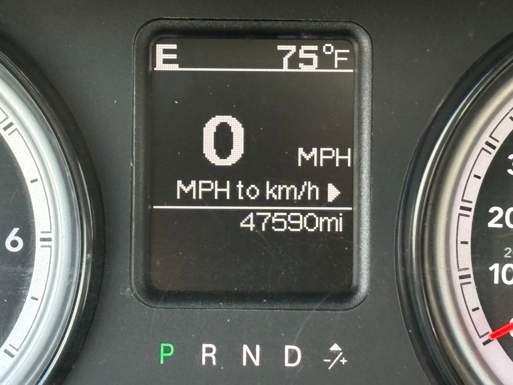 Used 2022 RAM 1500 Classic SLT w/ Protection Group AWD/4WD image 27