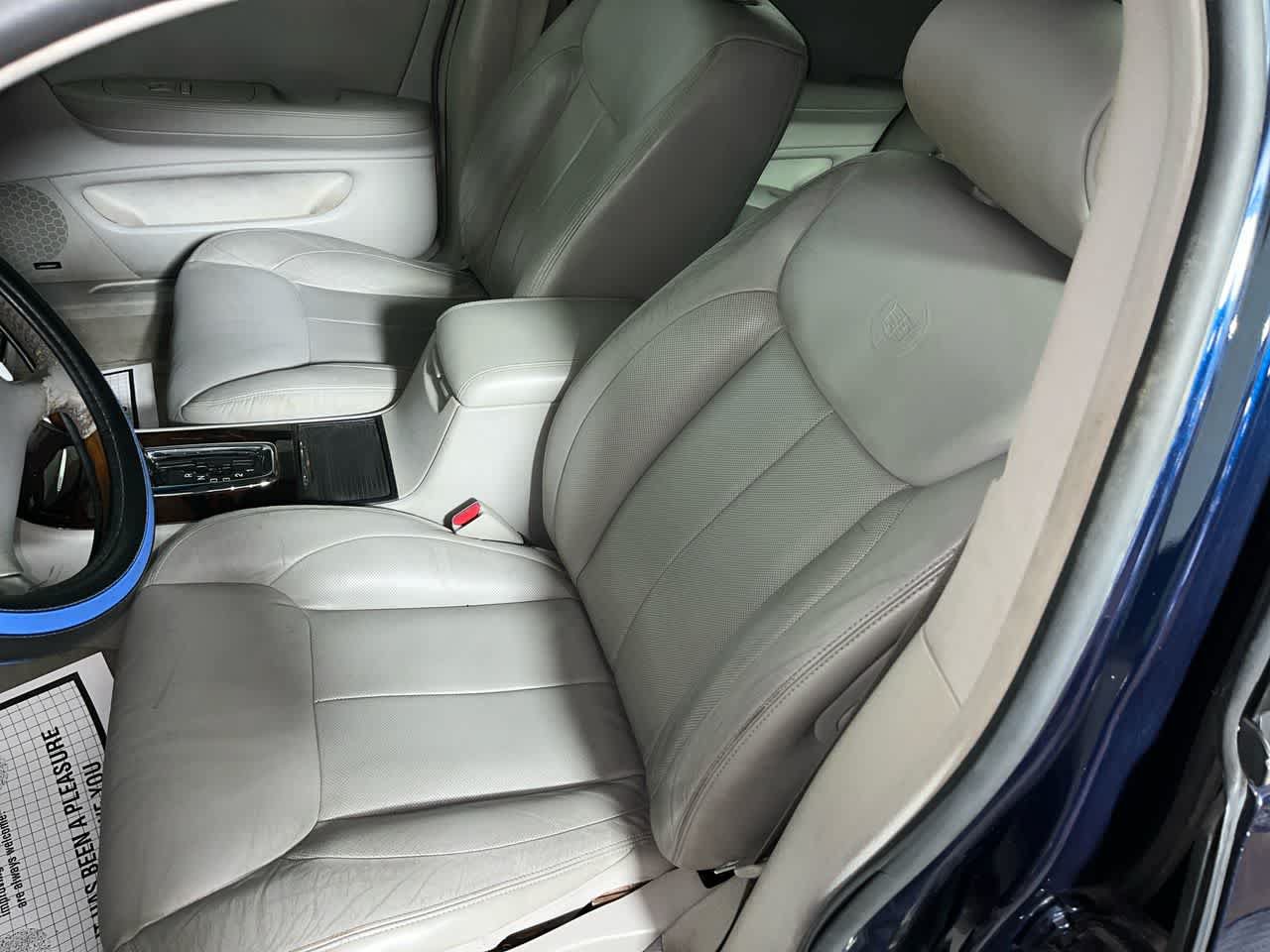 Used 2007 Cadillac DTS Luxury II FWD image 15