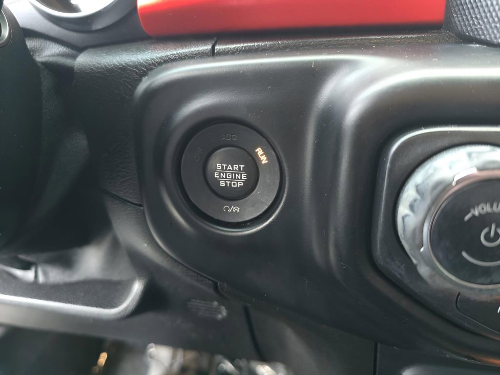 Used 2020 Jeep Wrangler Unlimited Rubicon AWD/4WD image 14
