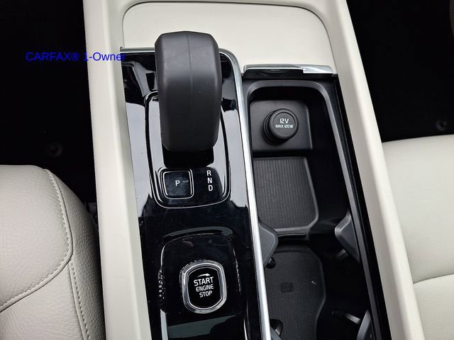 Certified 2023 Volvo XC60 B5 Core w/ Climate Package image 17