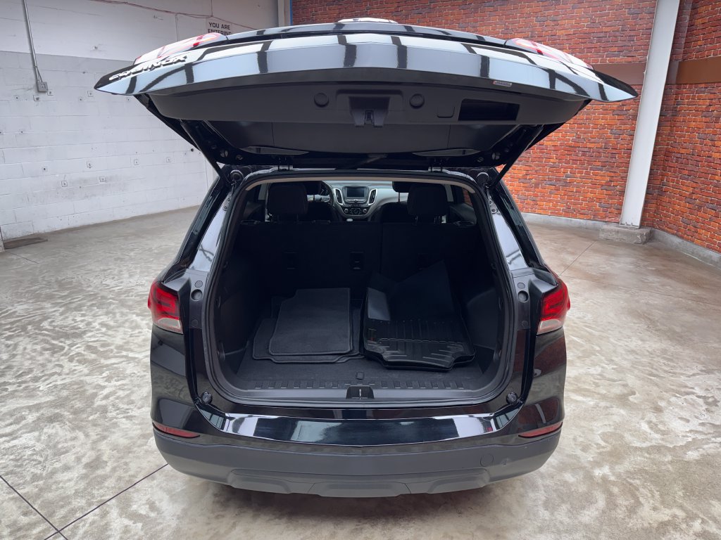 Used 2023 Chevrolet Equinox LS w/ LS Convenience Package FWD image 25