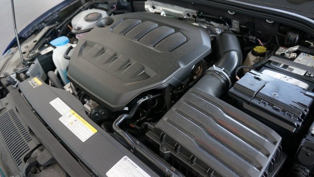 New 2025 Volkswagen Golf R Black Edition image 20