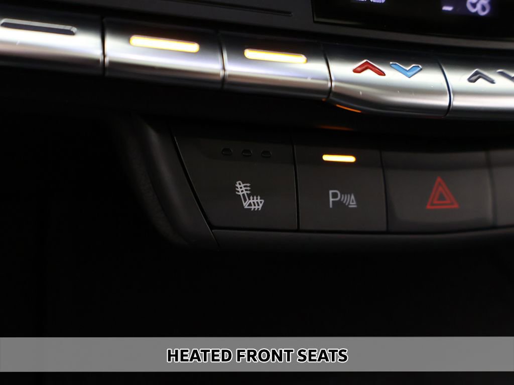 Used 2020 Cadillac XT4 Premium Luxury w/ Cold Weather Package AWD/4WD image 6