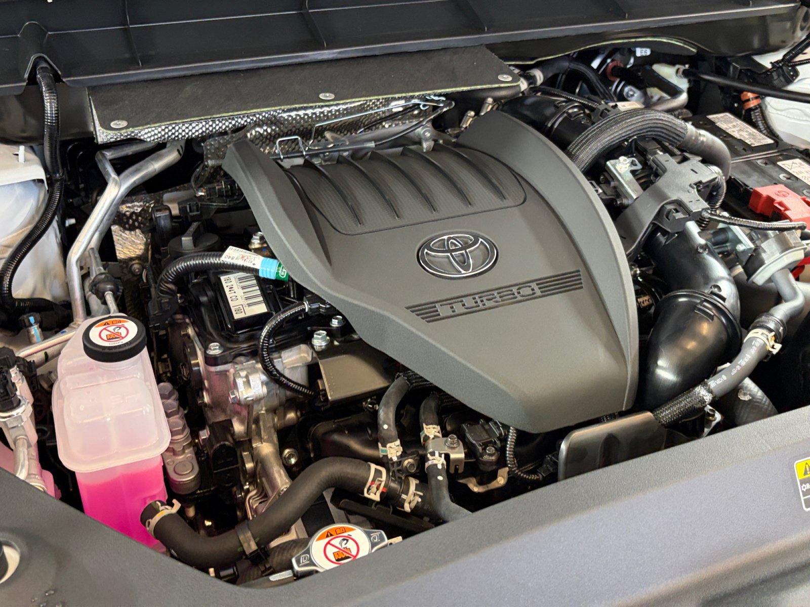 New 2026 Toyota Highlander Limited AWD/4WD image 22