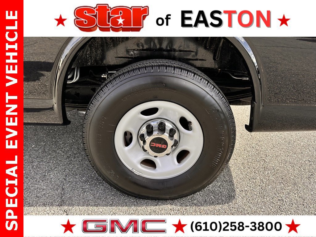 New 2025 GMC Savana 2500 LT w/ LT Preferred Equipment Group image 19