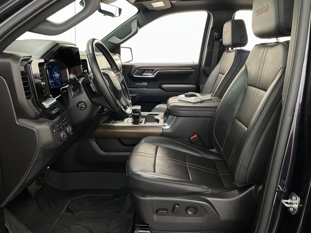 Certified 2024 Chevrolet Silverado 1500 High Country w/ High Country Premium Package image 9