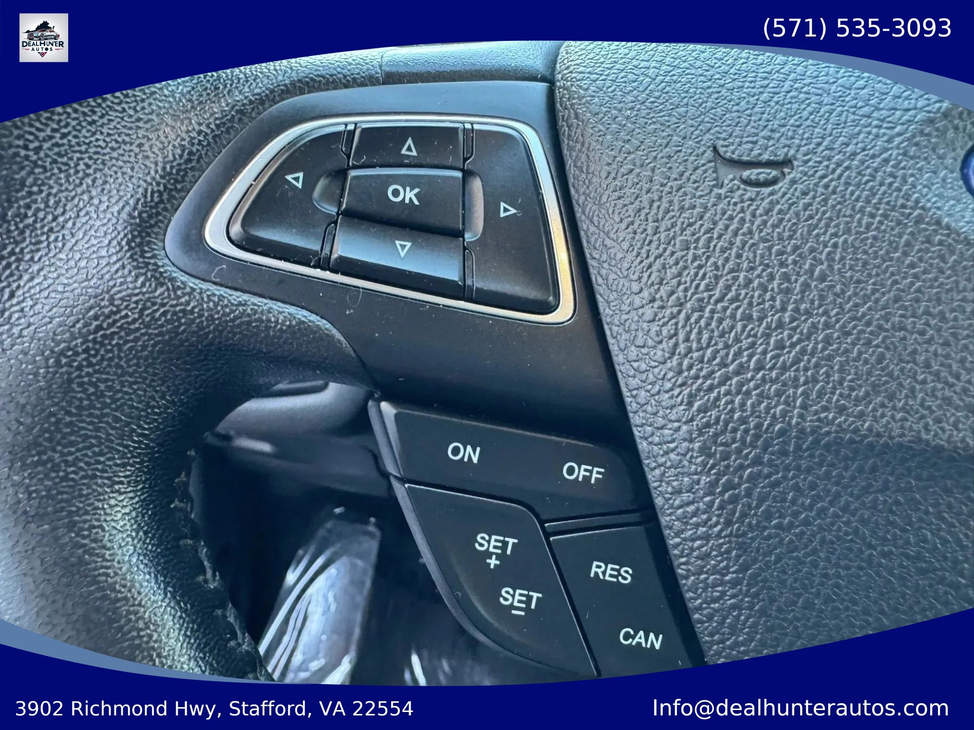 Used 2017 Ford Escape Titanium AWD/4WD image 28