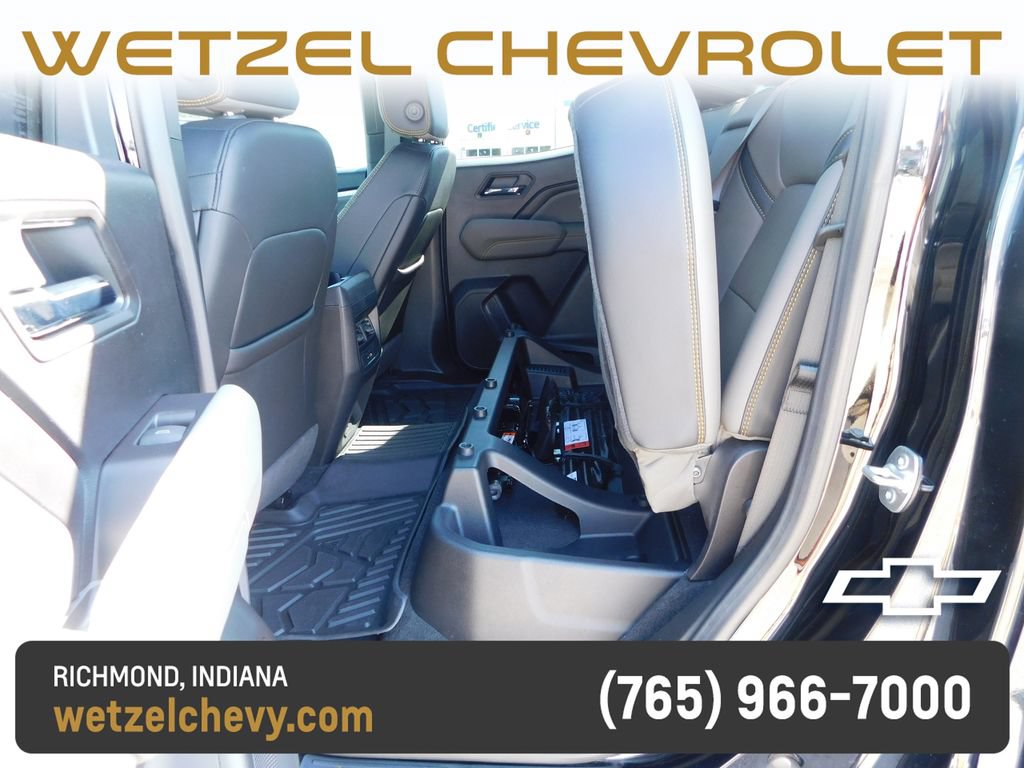 Used 2025 Chevrolet Colorado ZR2 w/ Technology Package AWD/4WD image 25
