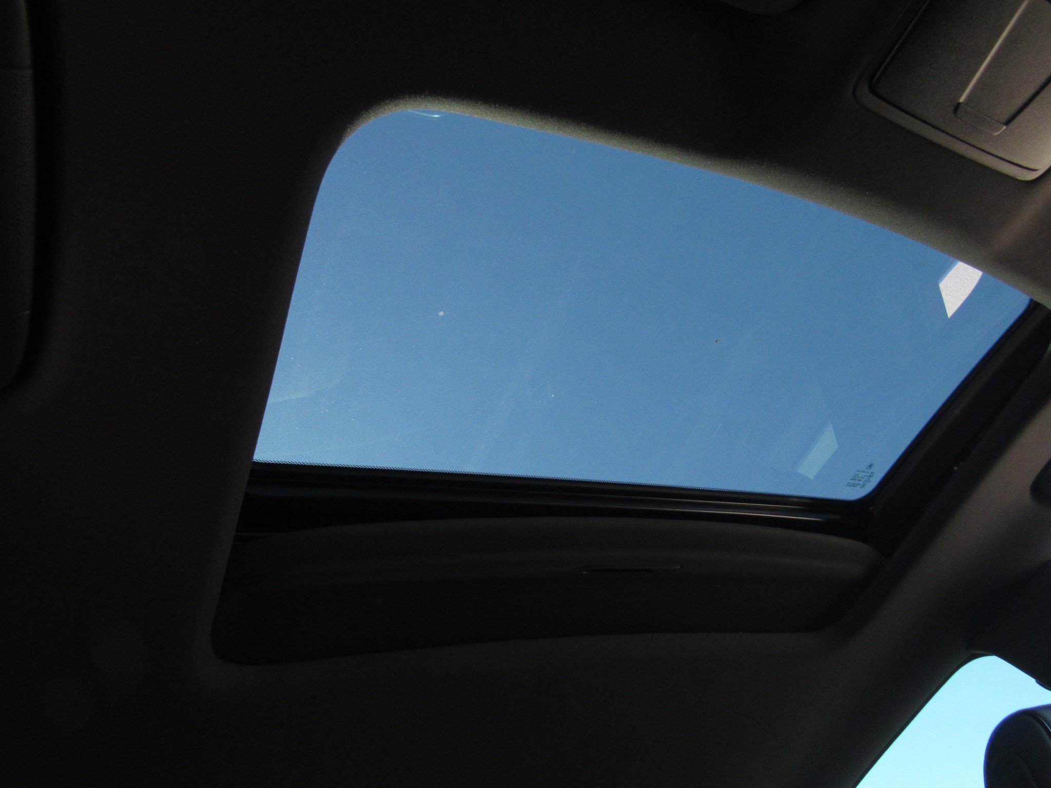 Certified 2020 Acura RLX w/ Technology Package image 8