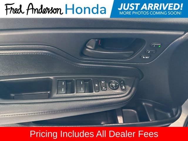 Used 2025 Honda Odyssey EX-L image 6