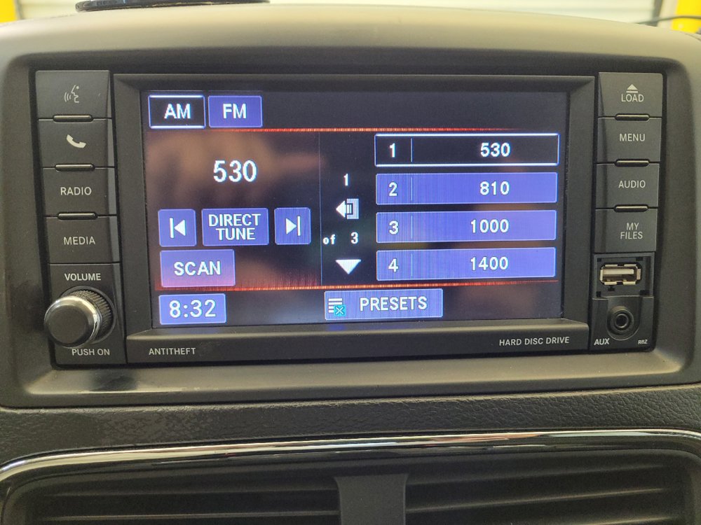 Used 2019 Dodge Grand Caravan SE FWD image 25