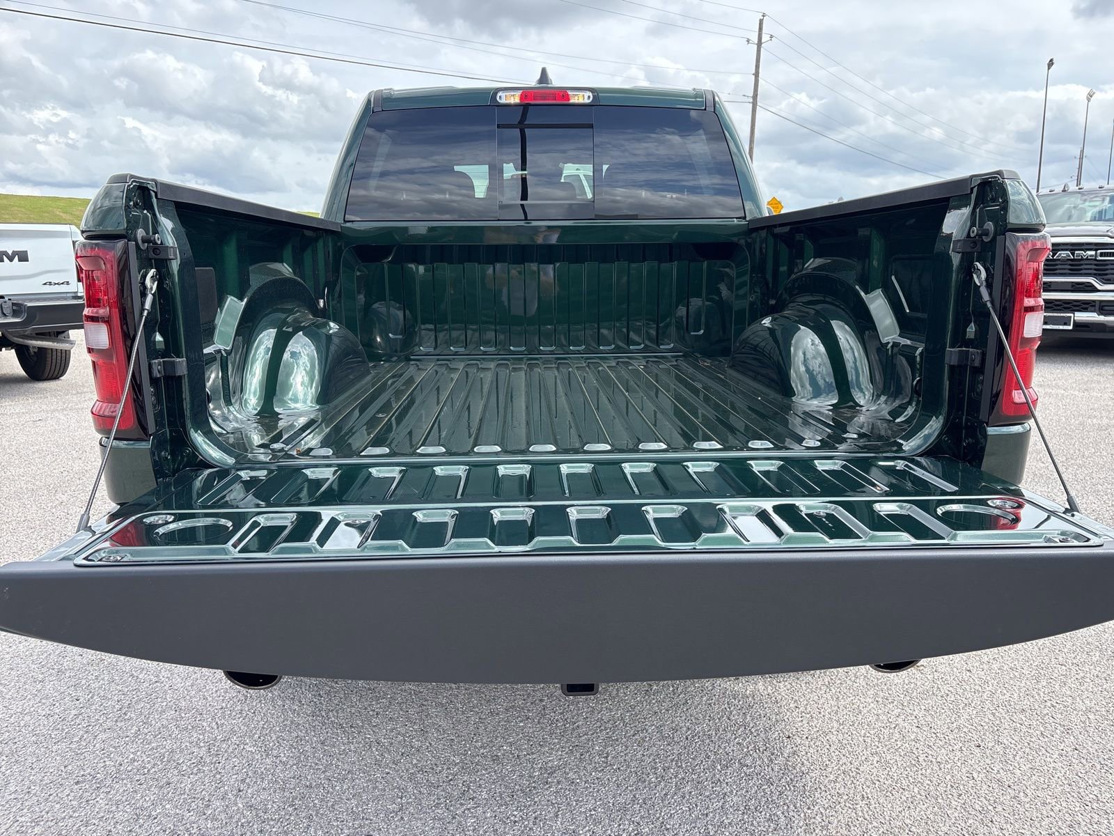 New 2026 RAM 1500 Lone Star AWD/4WD image 32