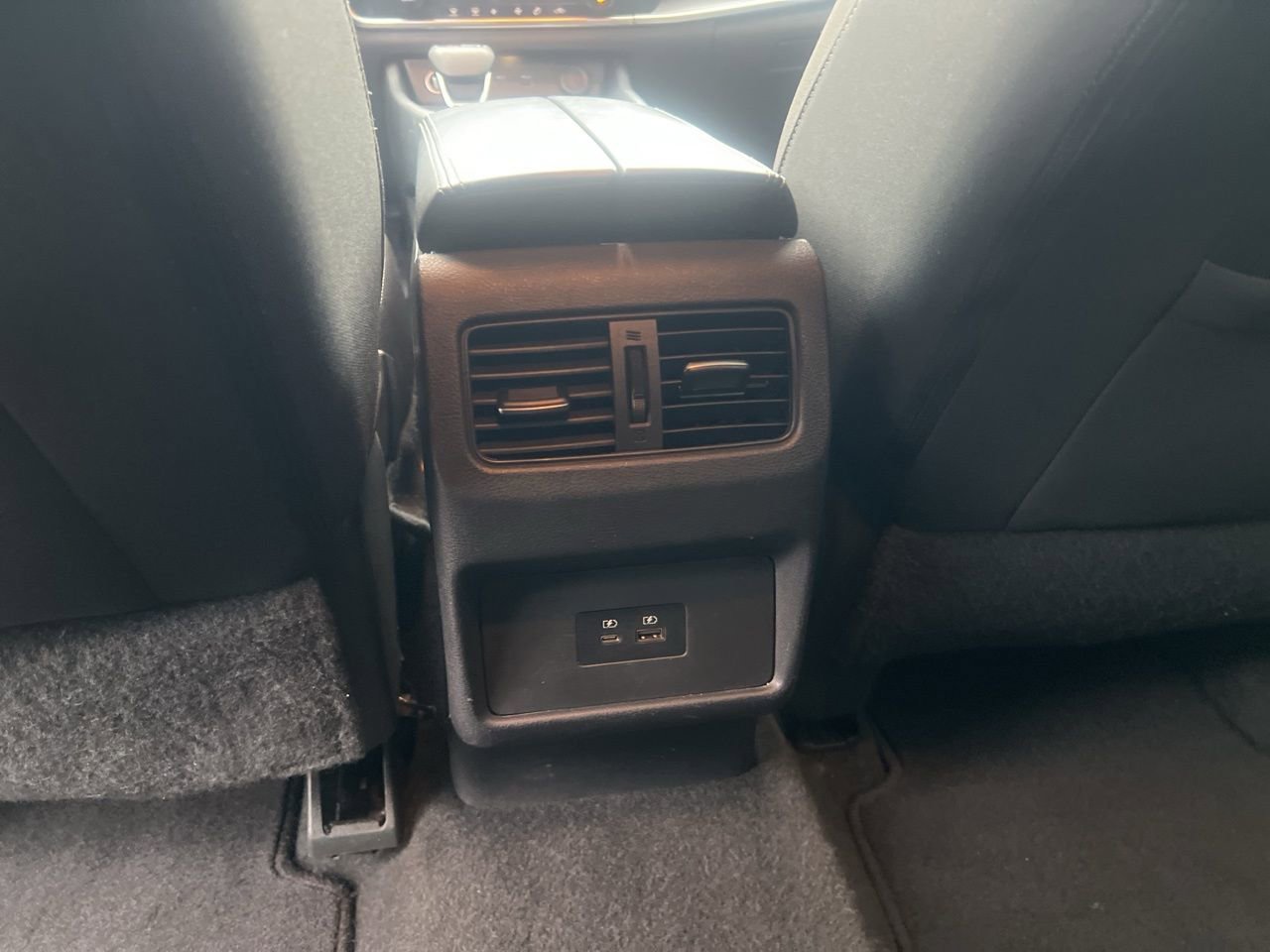 Used 2021 Nissan Rogue SV image 20