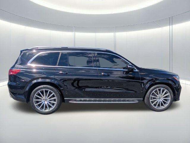 Used 2026 Mercedes-Benz GLS 580 4MATIC image 7