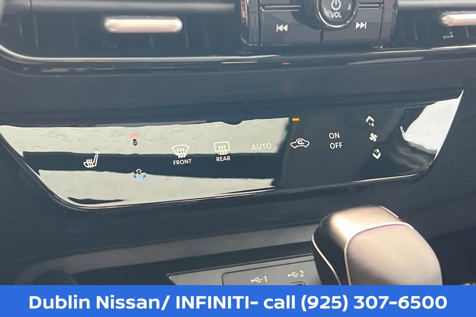 New 2026 Nissan Kicks SR w/ SR Premium Package AWD/4WD image 24