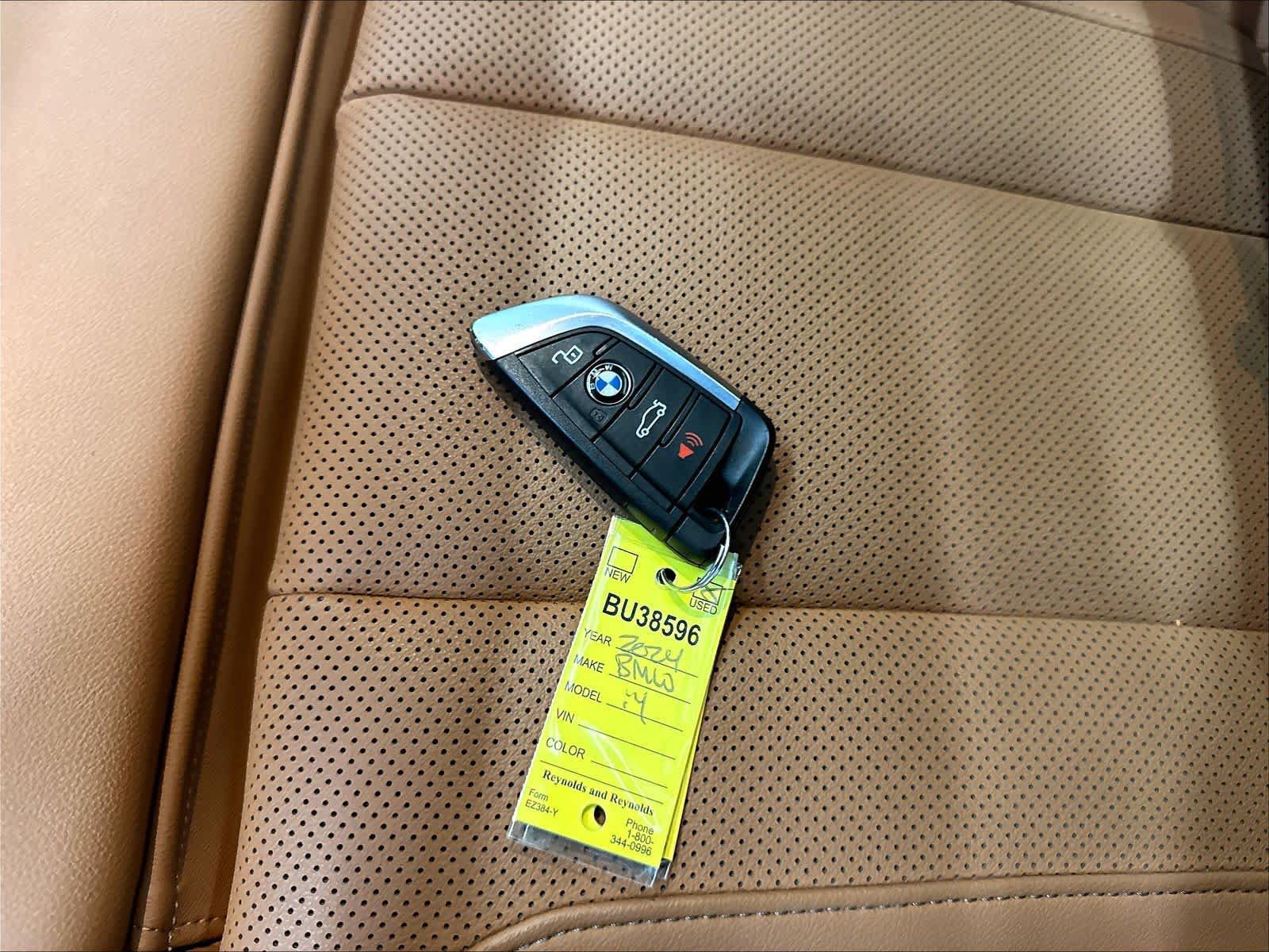 Used 2024 BMW i4 eDrive35 RWD image 13