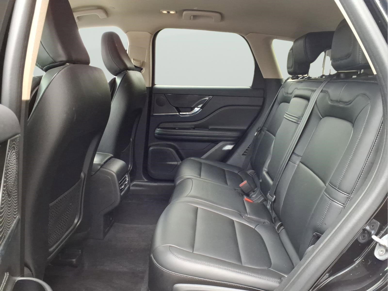 Used 2024 Lincoln Corsair FWD image 9