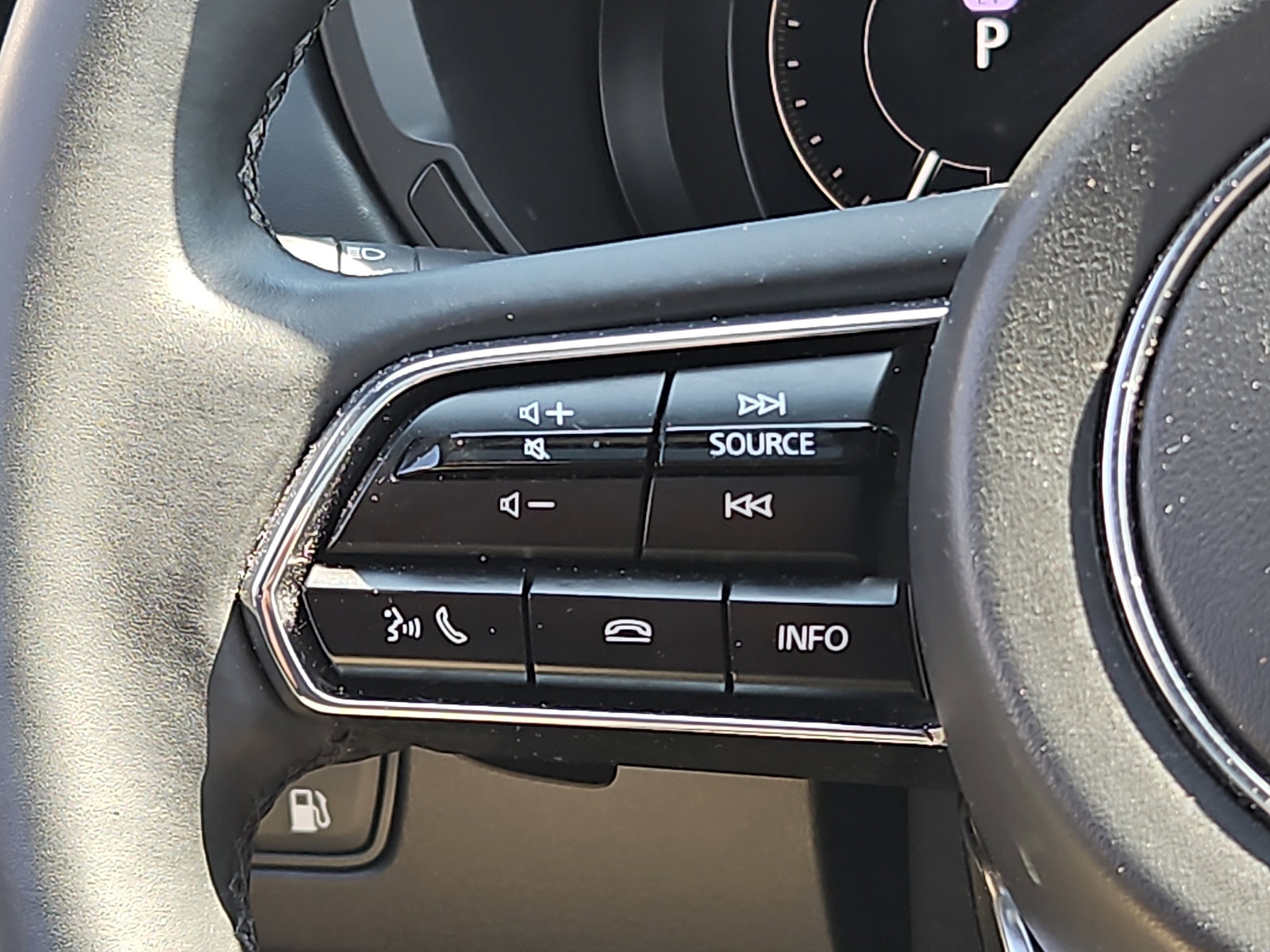 Used 2024 MAZDA CX-90 Plug-In Hybrid w/ Premium Plus AWD/4WD image 22