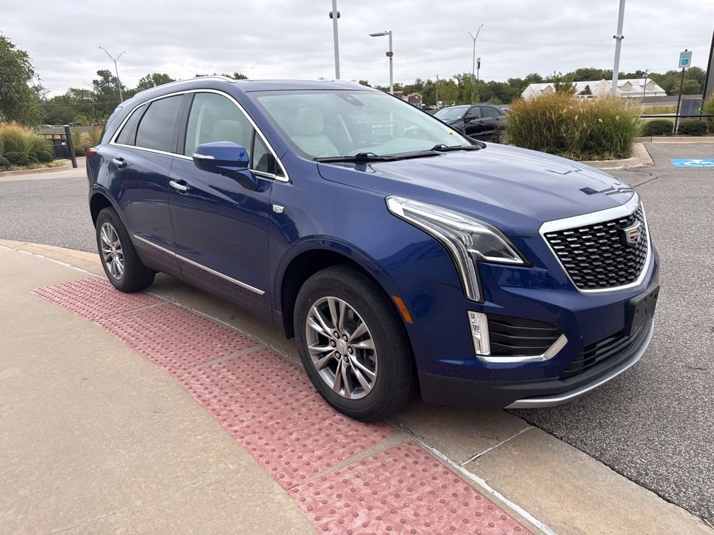 Used 2023 Cadillac XT5 Premium Luxury AWD/4WD image 3