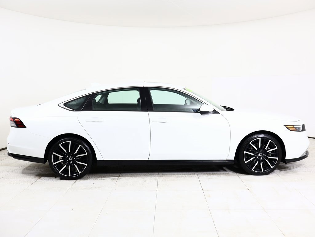 Used 2023 Honda Accord Touring image 17
