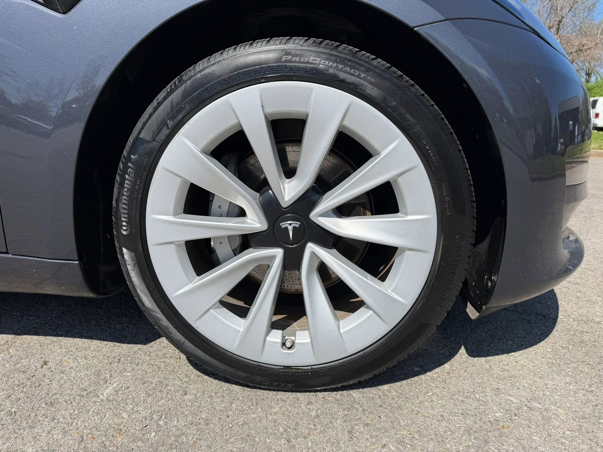 Used 2023 Tesla Model 3 Standard Range image 12