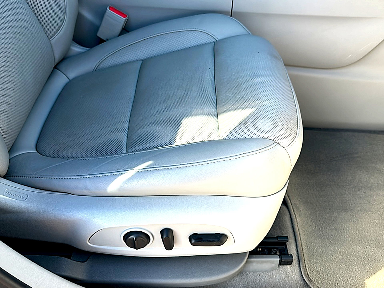 Used 2019 GMC Acadia SLT image 26