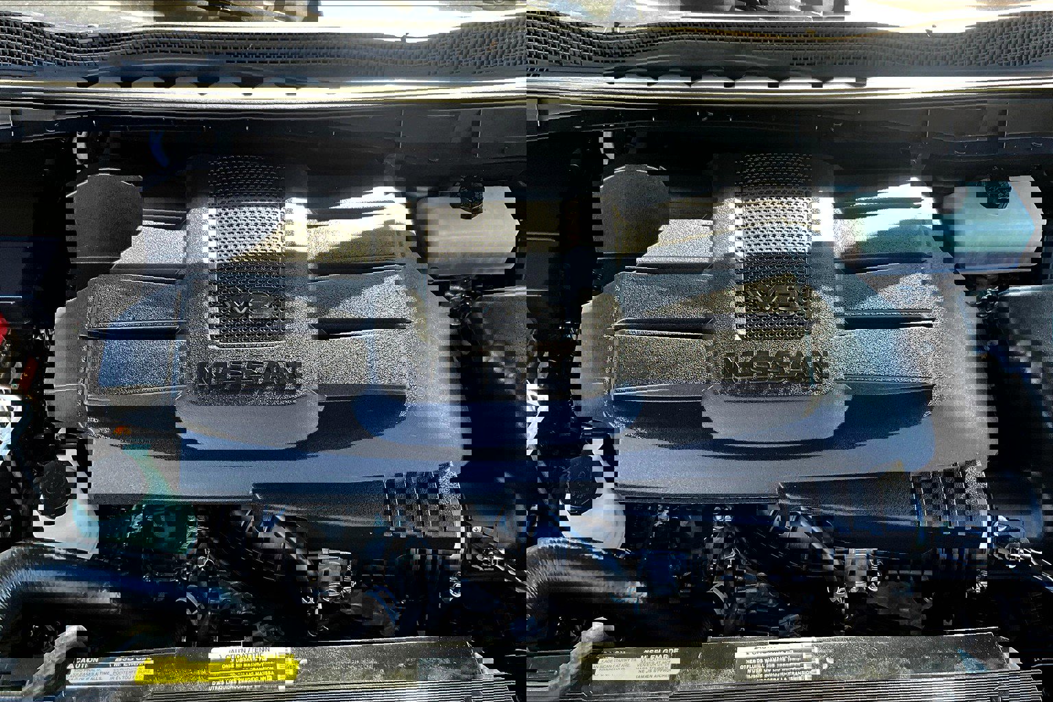 Used 2021 Nissan Titan SV w/ SV Convenience Package image 32