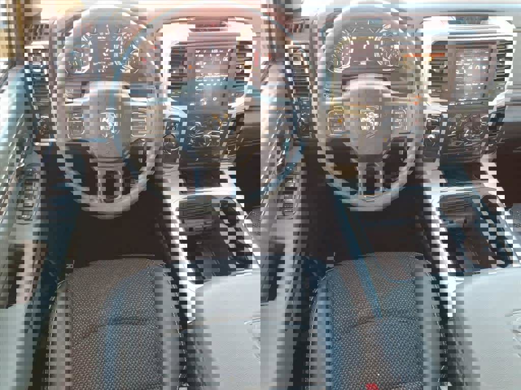 Used 2019 RAM 1500 Classic Warlock w/ Electronics Group image 16