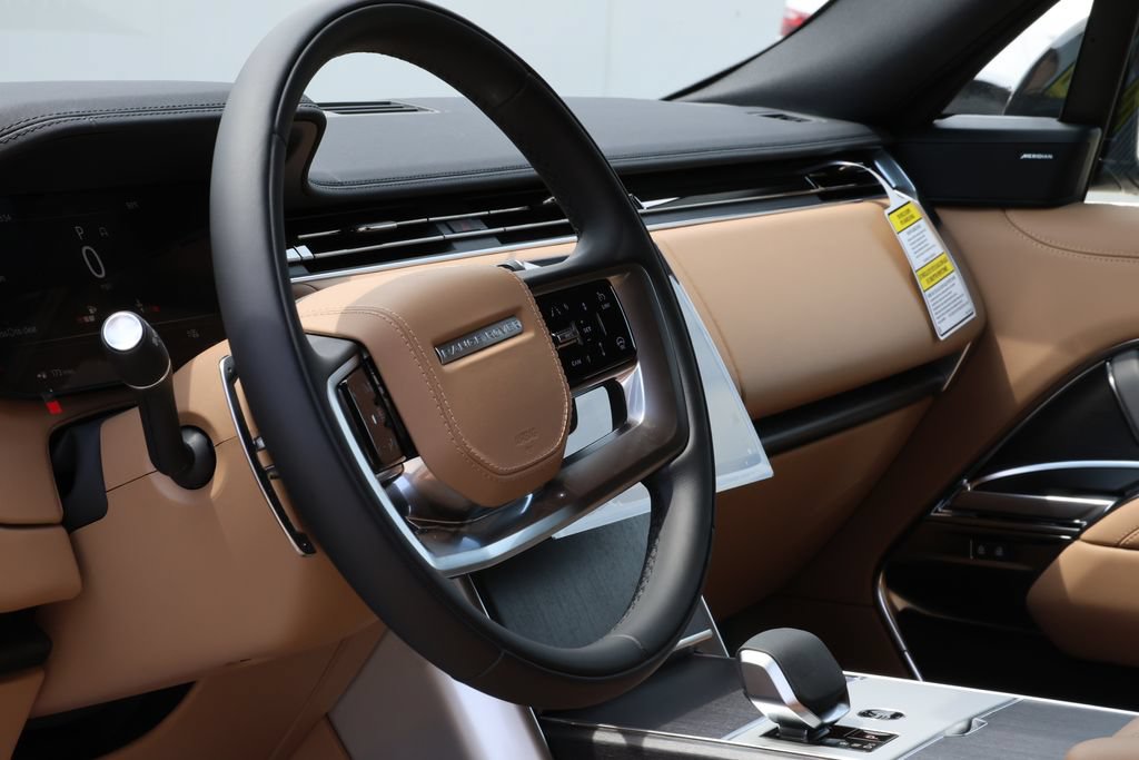 New 2026 Land Rover Range Rover SE AWD/4WD image 9