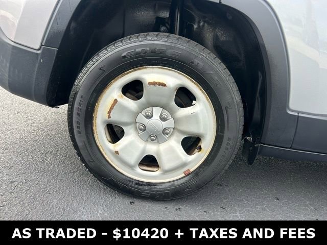 Used 2017 Jeep Cherokee Sport image 7