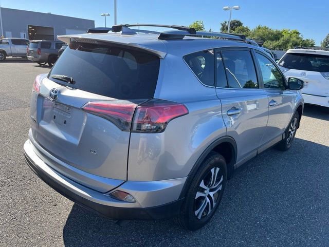 Used 2018 Toyota RAV4 LE w/ All Weather Liner Package FWD image 5