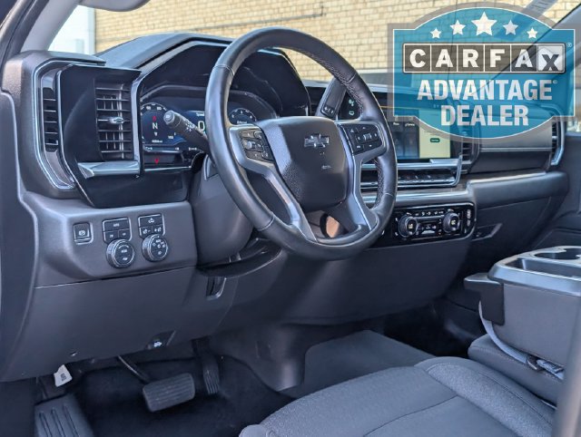 Used 2023 Chevrolet Silverado 1500 RST AWD/4WD image 5