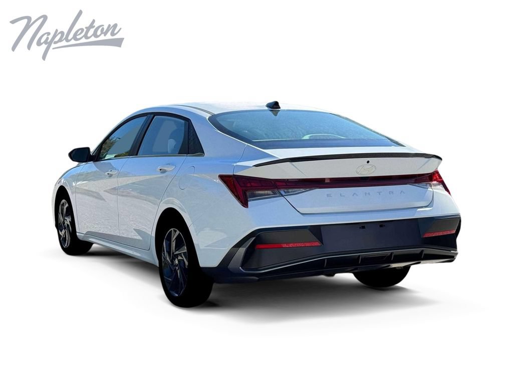 New 2026 Hyundai Elantra SEL Sport Premium w/ Cargo Package FWD image 6