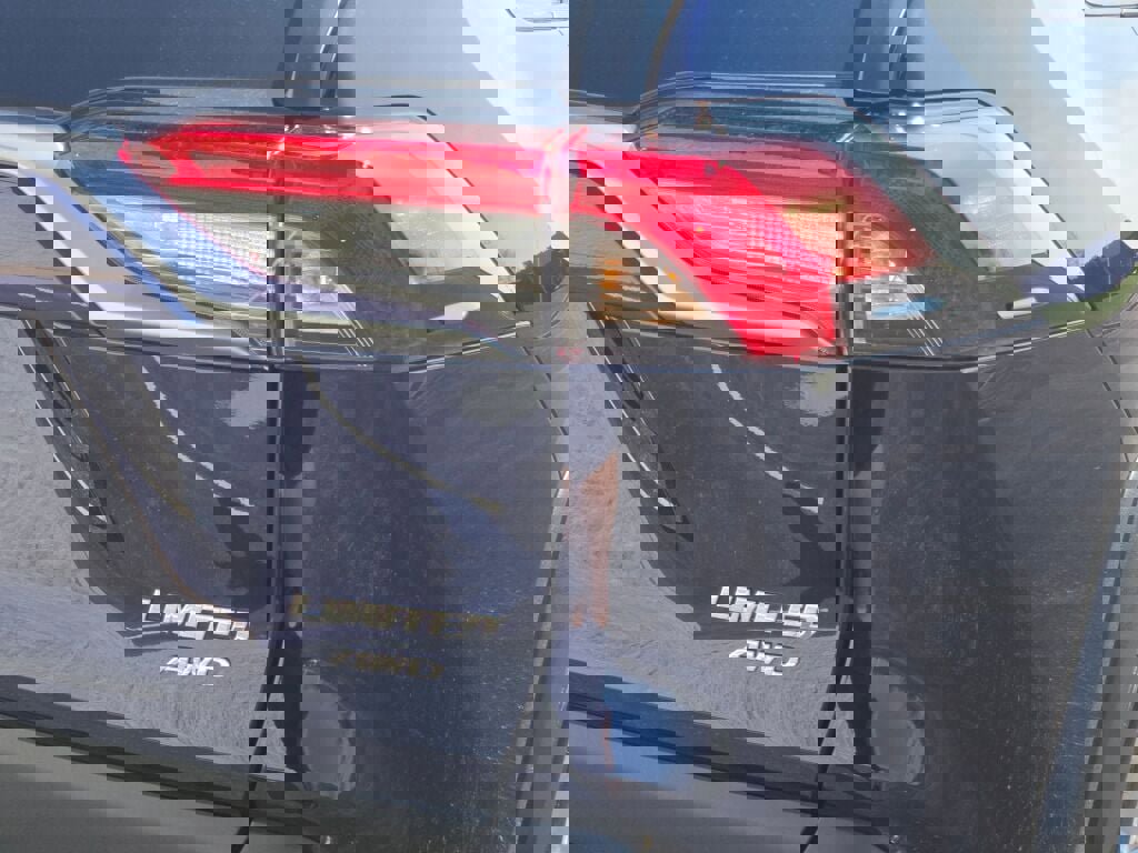 Used 2025 Toyota RAV4 Limited w/ Advanced Technology Package image 12