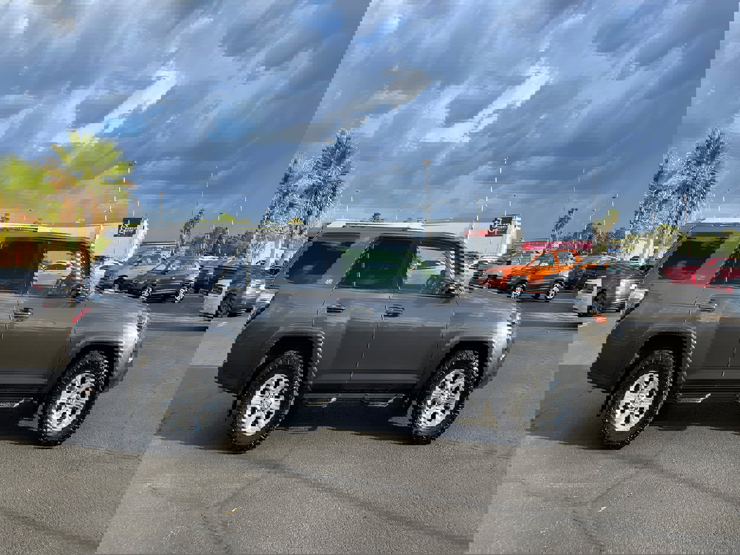 Used 2016 Toyota 4Runner SR5 Premium image 6