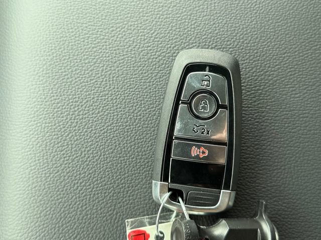 New 2025 Ford F150 Lightning XLT AWD/4WD image 18