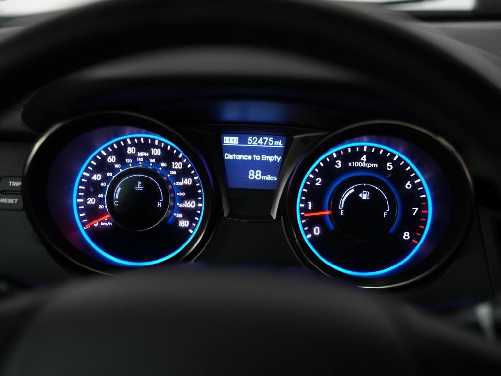 Used 2015 Hyundai Genesis 3.8 RWD image 18