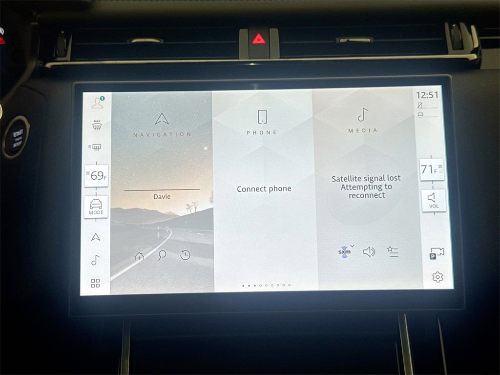 New 2026 Land Rover Range Rover Velar Dynamic SE image 15